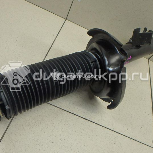 Фото Амортизатор передний правый  BBM234700C для Mazda 5 / 3