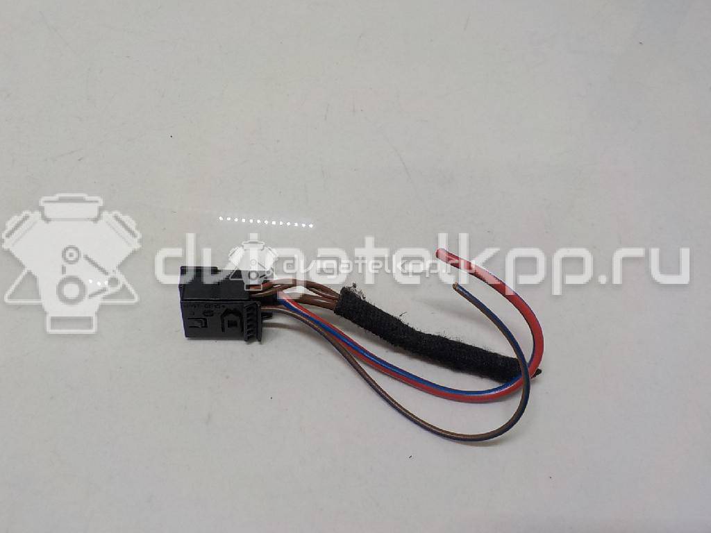 Фото Разъем  2035450426 для mercedes benz W203 {forloop.counter}}