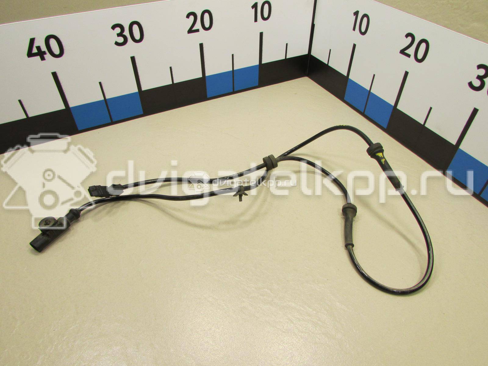 Фото Датчик ABS передний  47910AX610 для Nissan Note / Micra {forloop.counter}}