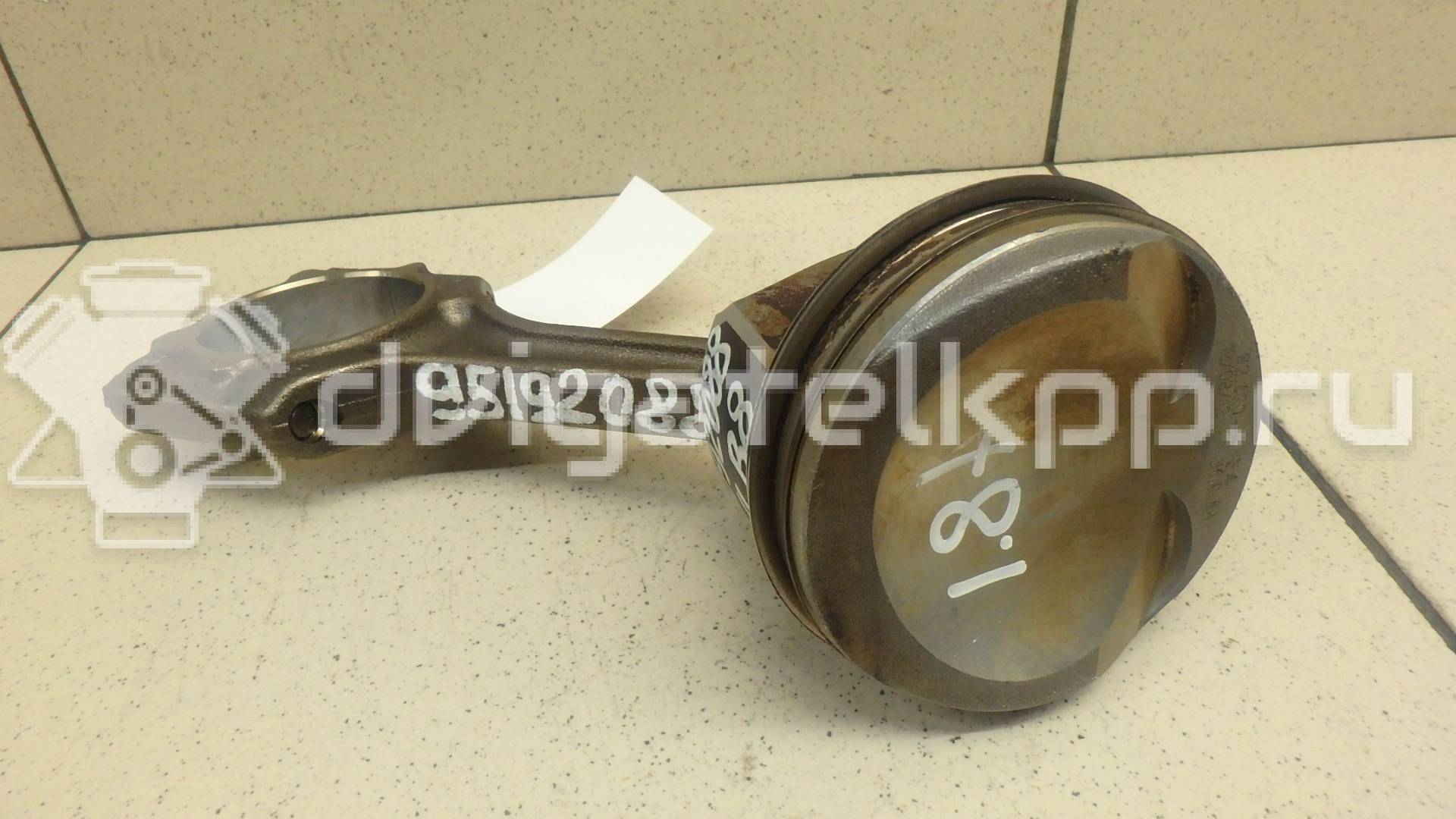 Фото Поршень с шатуном  для Audi A5 / A4 {forloop.counter}}