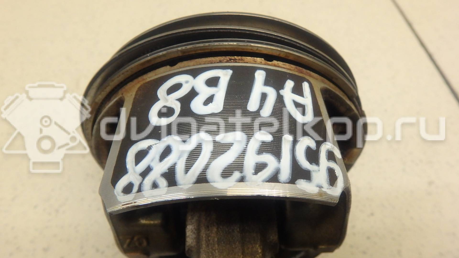 Фото Поршень с шатуном  для Audi A5 / A4 {forloop.counter}}