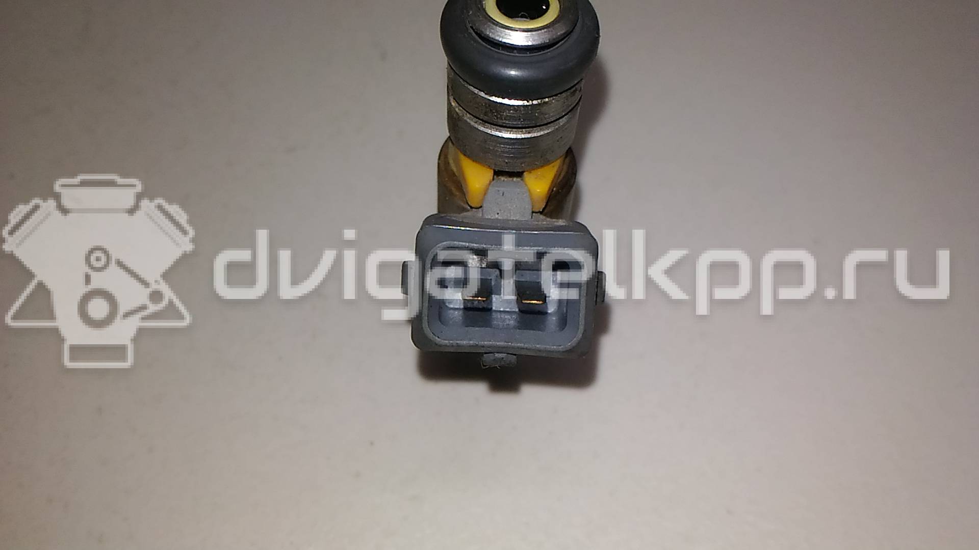 Фото Форсунка инжекторная электрическая  8200058379 для Renault Vel Satis Bj0 / Megane / Laguna / Scénic / Espace {forloop.counter}}