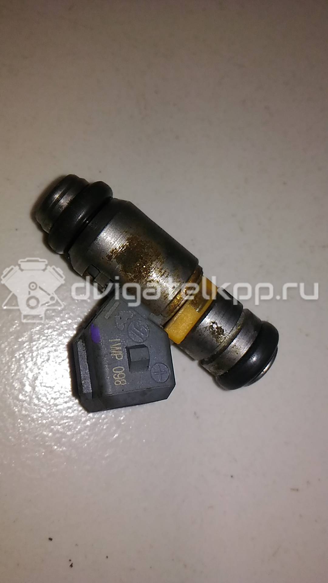 Фото Форсунка инжекторная электрическая  8200058379 для Renault Vel Satis Bj0 / Megane / Laguna / Scénic / Espace {forloop.counter}}