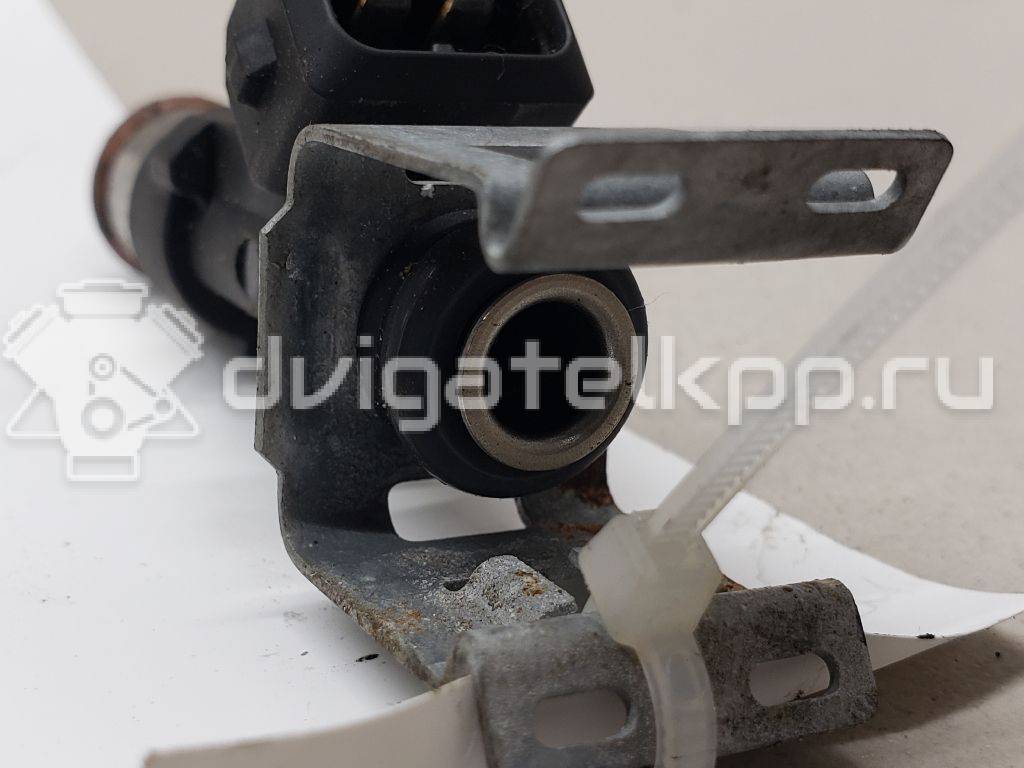 Фото Форсунка инжекторная электрическая  1538984 для Ford Fiesta / Focus / C-Max / Grand / B-Max Jk {forloop.counter}}
