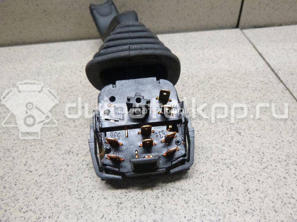 Фото Переключатель стеклоочистителей  90243394 для Opel Tigra / Calibra A 85 / Astra / Corsa / Vectra {forloop.counter}}