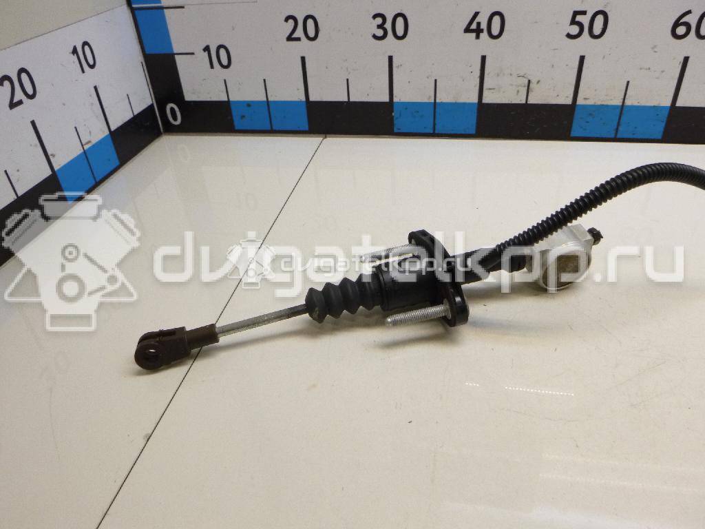 Фото Цилиндр сцепления главный  5679306 для Opel Astra / Zafira {forloop.counter}}