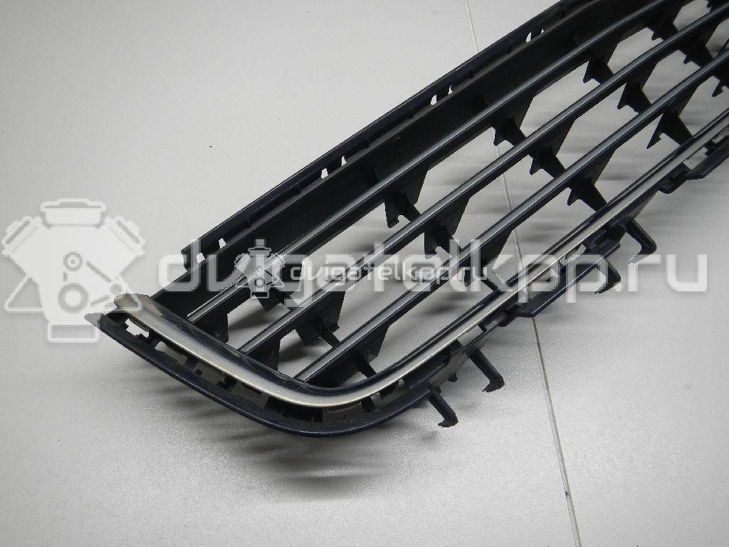 Фото Решетка в бампер центральная  13247248 для Opel Astra {forloop.counter}}