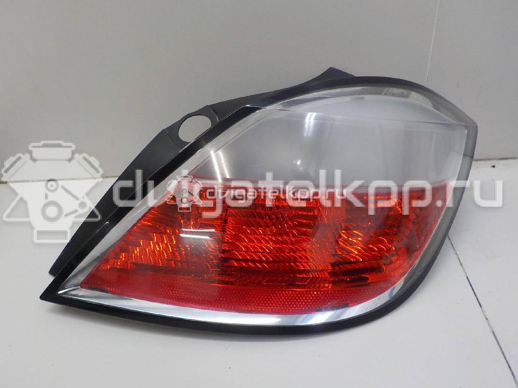 Фото Фонарь задний правый  93178772 для Opel Astra {forloop.counter}}