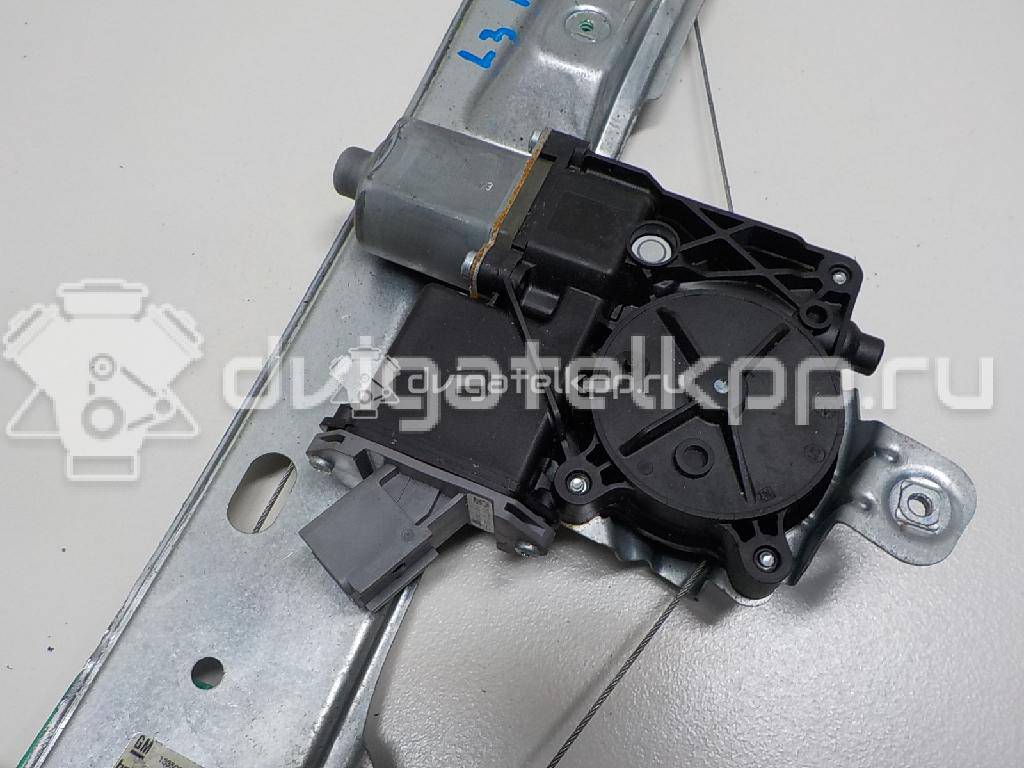 Фото Стеклоподъемник электр. задний левый  13350762 для Opel Astra {forloop.counter}}