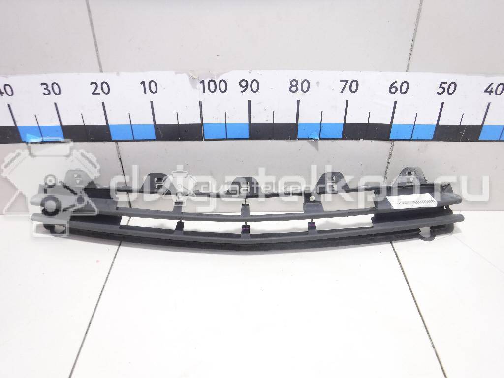 Фото Решетка в бампер центральная  1400761 для Opel Meriva {forloop.counter}}