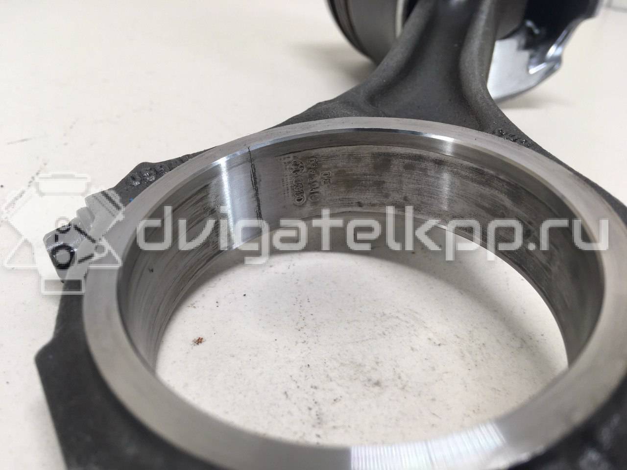 Фото Поршень с шатуном  для Audi A4 / A6 {forloop.counter}}