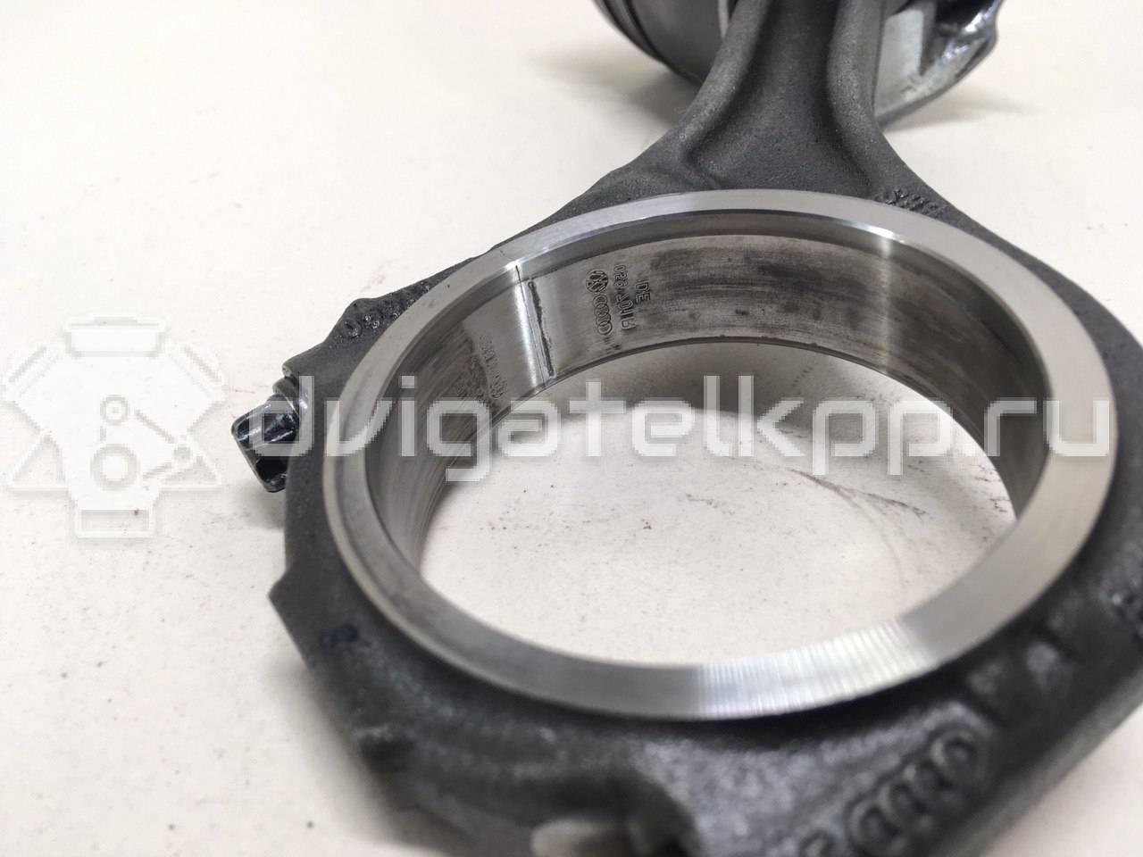 Фото Поршень с шатуном  для Audi A4 / A6 {forloop.counter}}