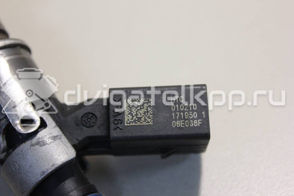 Фото Форсунка инжекторная электрическая  06E906036F для Audi Q5 / A5 / A4 / A6 {forloop.counter}}