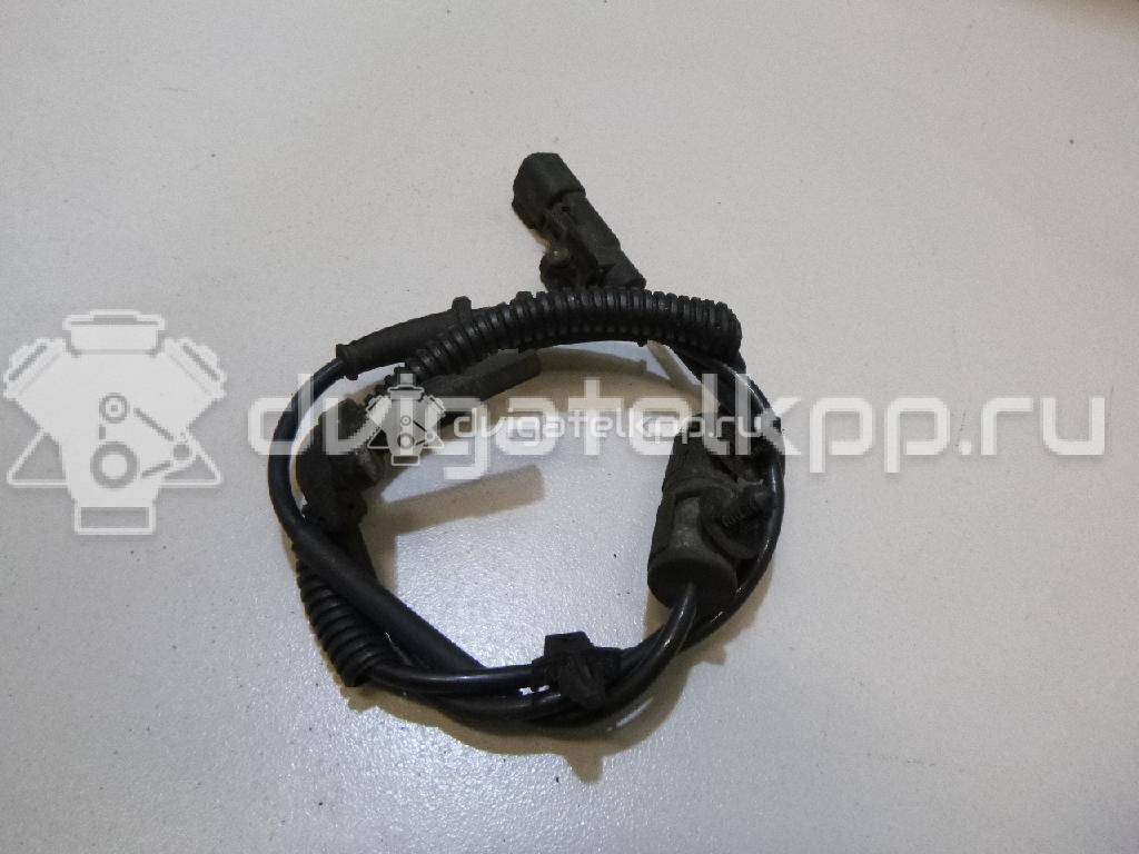 Фото Датчик ABS передний  13470637 для Opel Astra / Ampera / Zafira / Meriva {forloop.counter}}