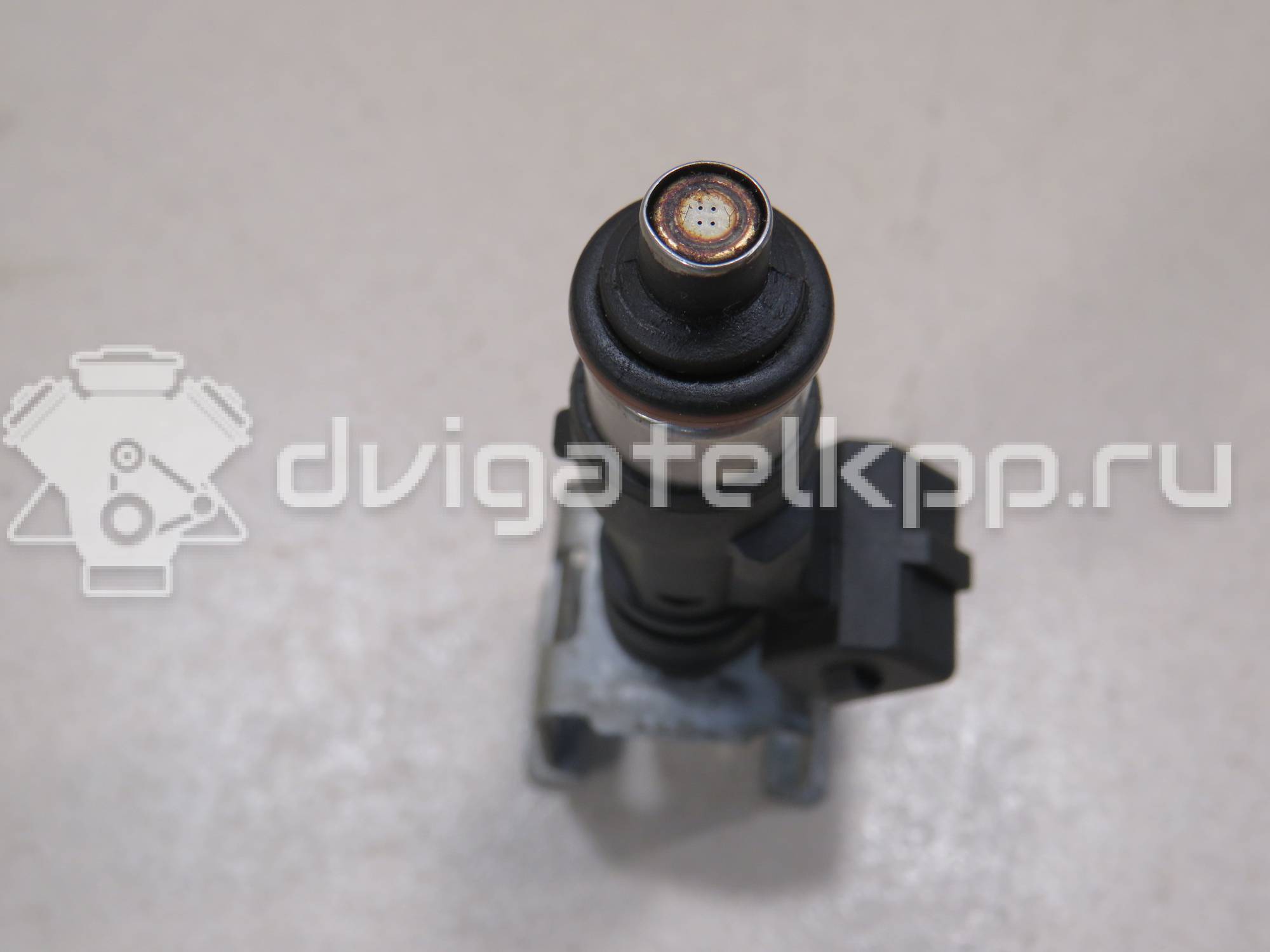 Фото Форсунка инжекторная электрическая  1538984 для Ford Fiesta / Focus / C-Max / Grand / B-Max Jk {forloop.counter}}