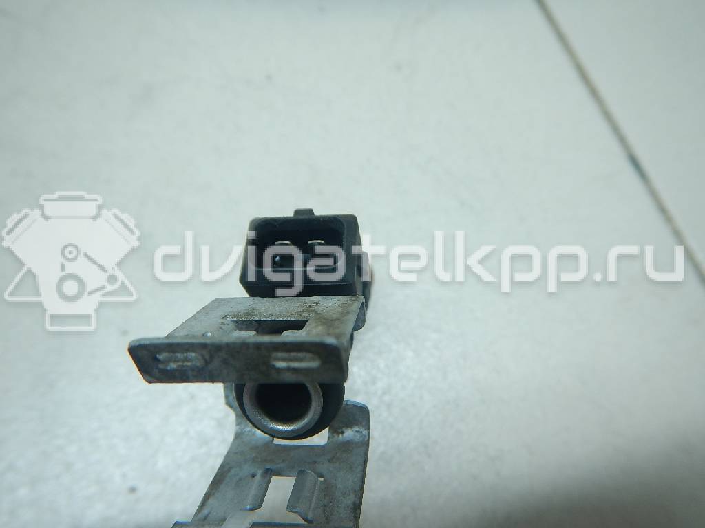 Фото Форсунка инжекторная электрическая  1538984 для Ford Fiesta / Focus / C-Max / Grand / B-Max Jk {forloop.counter}}