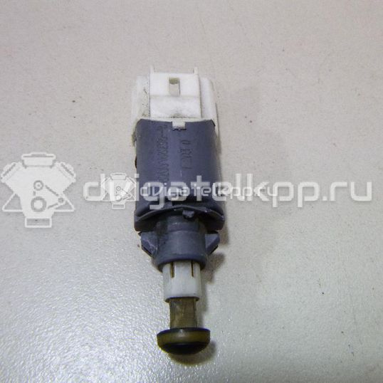 Фото Датчик включения стопсигнала  8200168238 для Renault Wind E4M / Modus Grand F Jp0 / Megane / Master / Clio