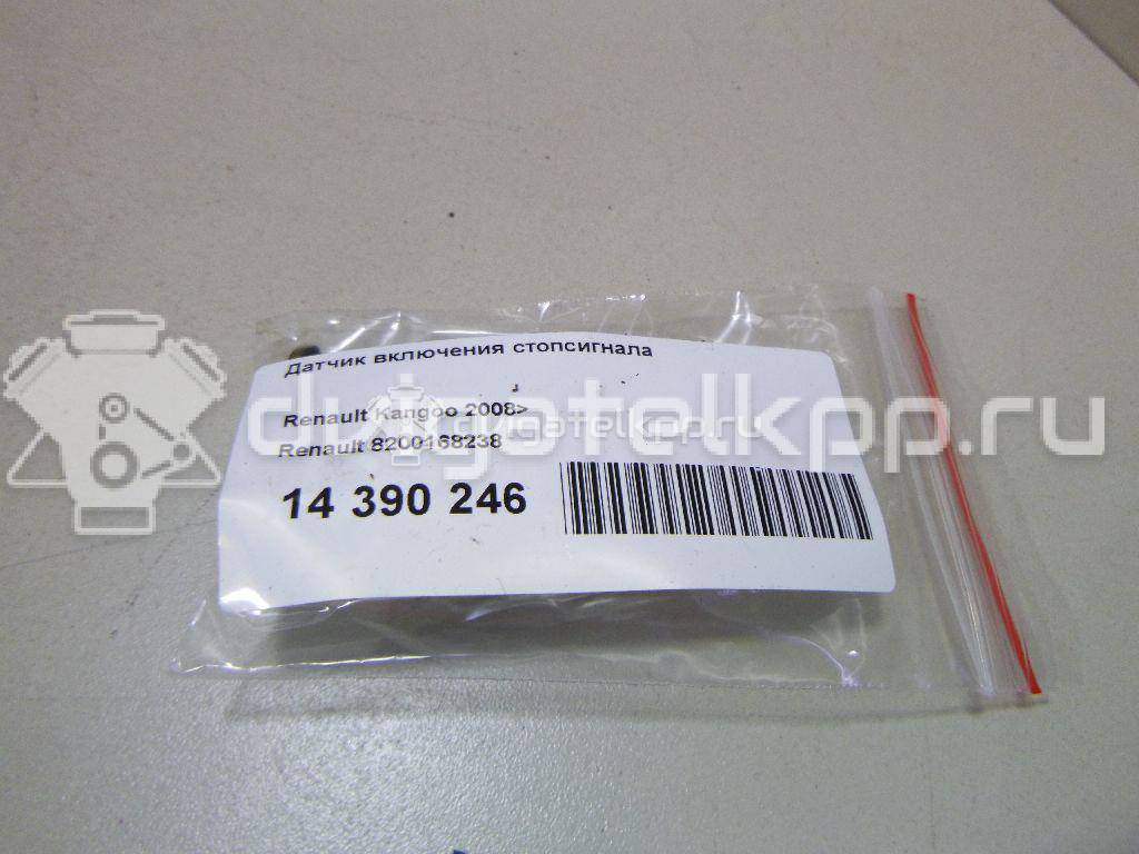 Фото Датчик включения стопсигнала  8200168238 для Renault Wind E4M / Modus Grand F Jp0 / Megane / Master / Clio {forloop.counter}}