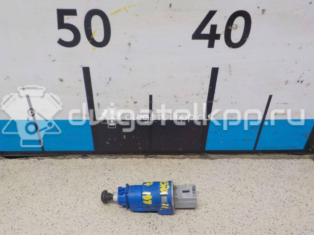 Фото Датчик включения стопсигнала  8200276359 для Renault Wind E4M / Modus Grand F Jp0 / Twingo / Vel Satis Bj0 / Megane {forloop.counter}}
