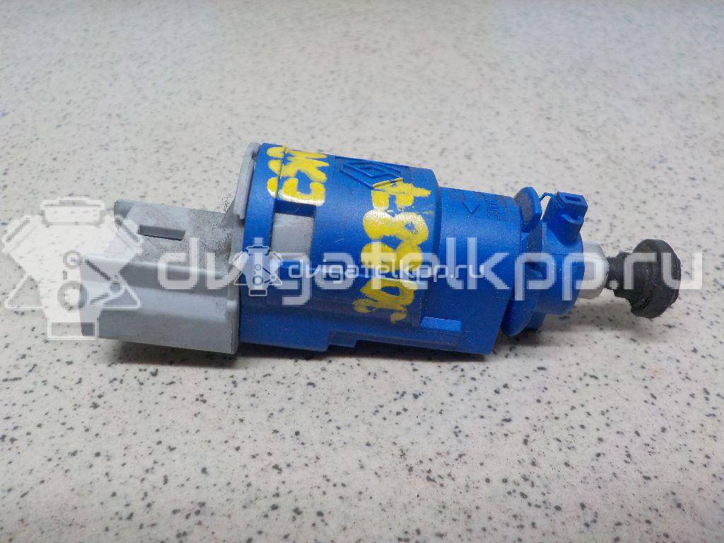 Фото Датчик включения стопсигнала  8200276359 для Renault Wind E4M / Modus Grand F Jp0 / Twingo / Vel Satis Bj0 / Megane {forloop.counter}}