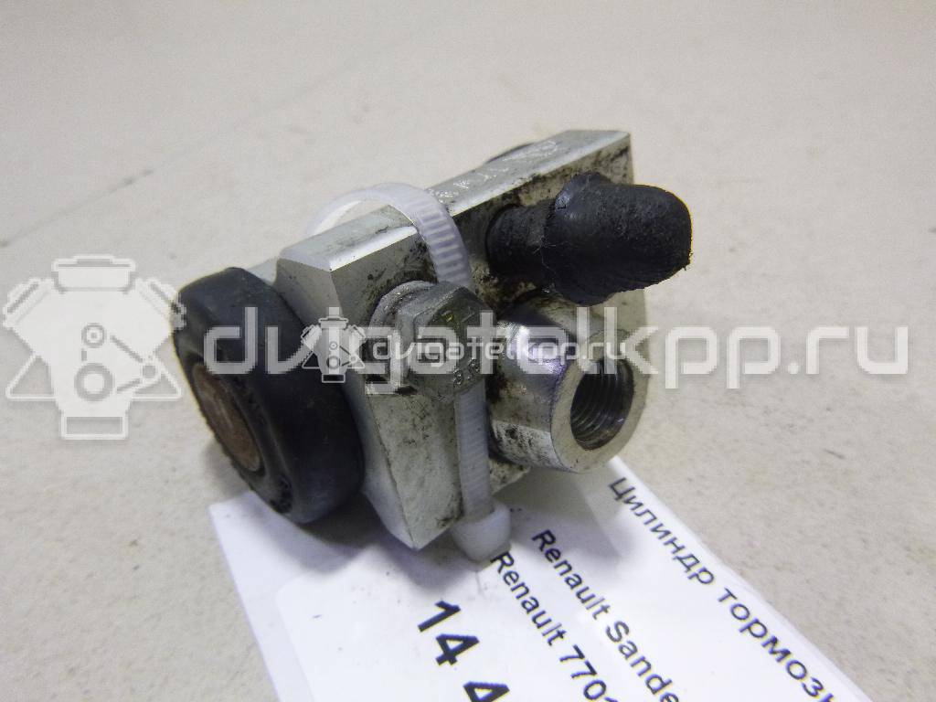 Фото Цилиндр тормозной задний  7701047838 для Renault Sandero Stepway / Thalia 2 / 17 / Clio / Logan {forloop.counter}}