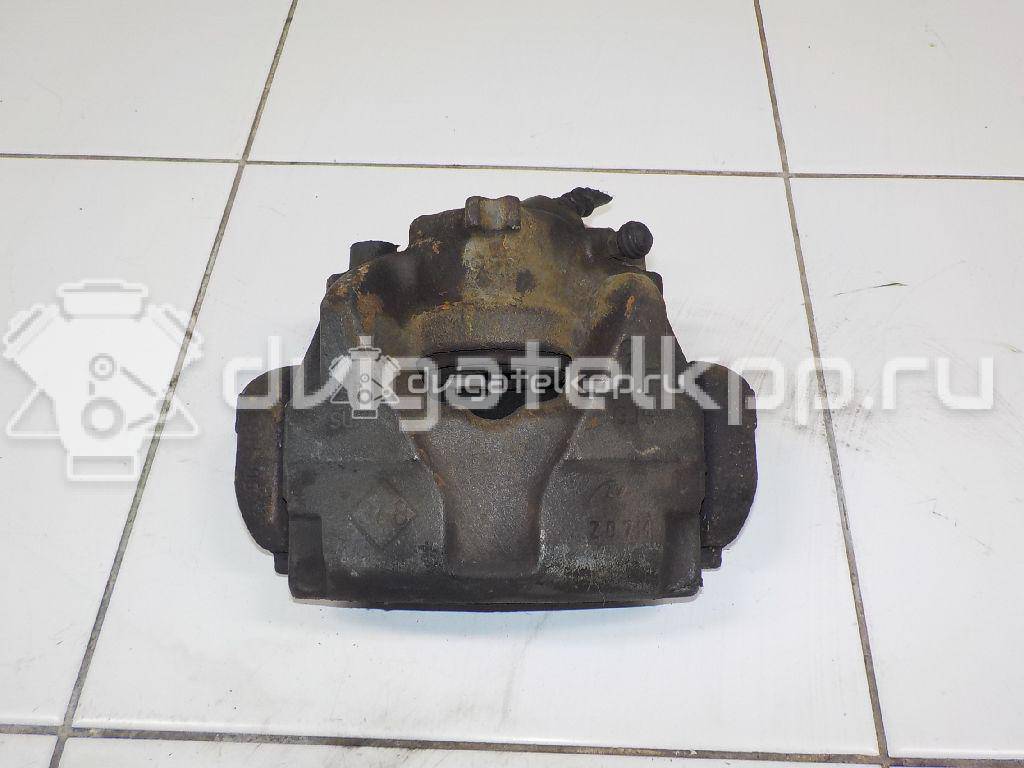 Фото Суппорт тормозной передний левый  410111495R для Renault Megane / Scénic / Grand / Captur J5 / Fluence L30 {forloop.counter}}