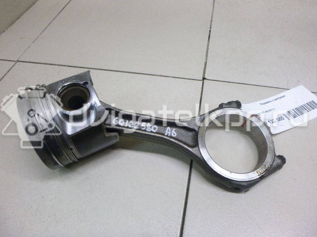 Фото Поршень с шатуном для двигателя CDUD для Audi A7 Sportback 4Ga, 4Gf / Q5 / A6 245 л.с 24V 3.0 л Дизельное топливо {forloop.counter}}