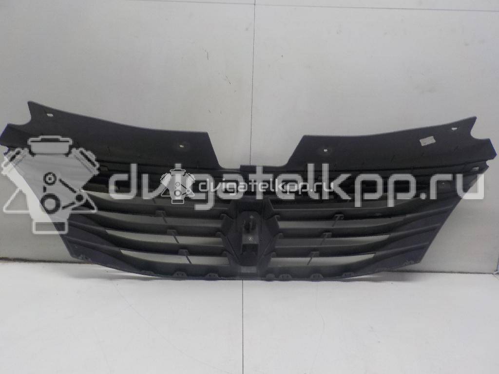 Фото Решетка радиатора  8200752748 для Renault Logan {forloop.counter}}