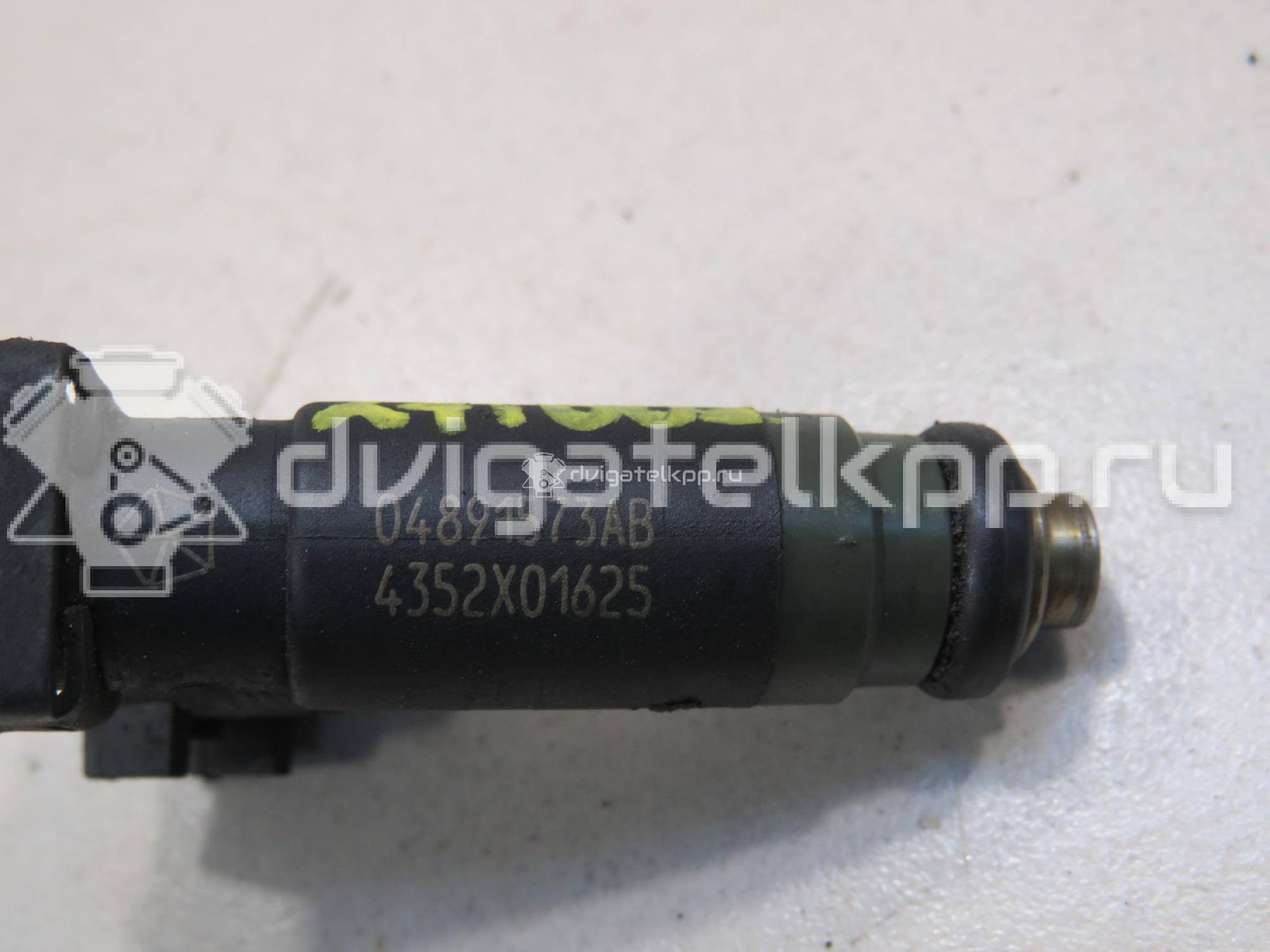 Фото Форсунка инжекторная электрическая для двигателя EDZ для Chrysler / Dodge 140-163 л.с 16V 2.4 л бензин 4891573AB {forloop.counter}}