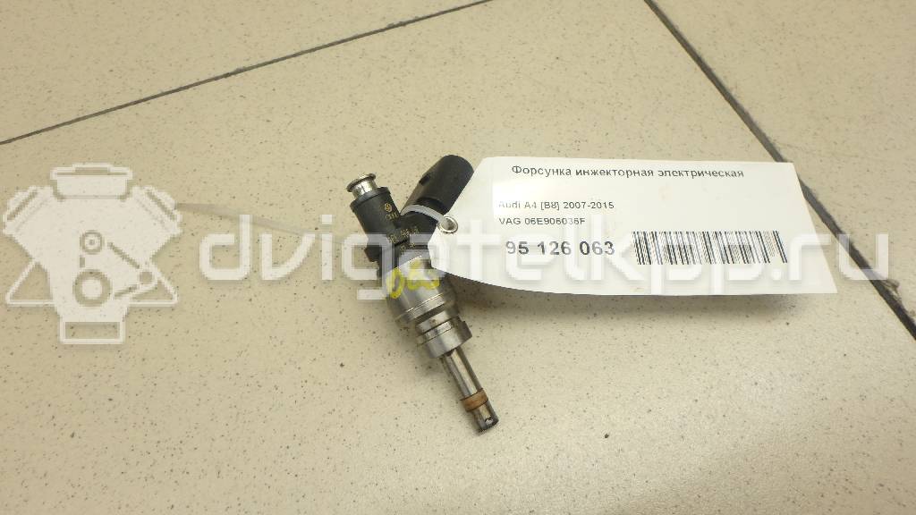 Фото Форсунка инжекторная электрическая  06E906036F для Audi Q5 / A5 / A4 / A6 {forloop.counter}}