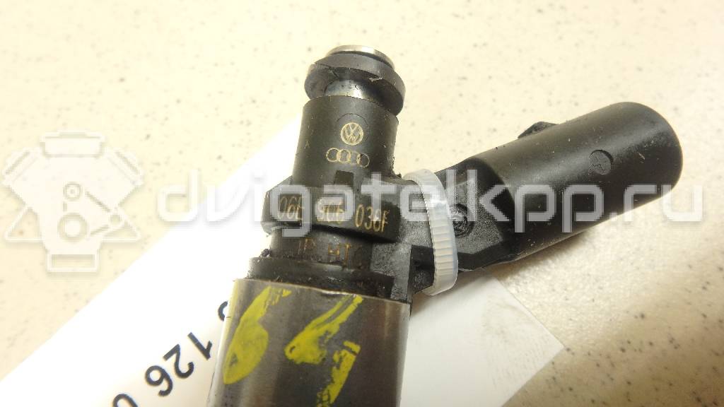 Фото Форсунка инжекторная электрическая  06e906036f для Audi Q5 / A5 / A4 / A6 {forloop.counter}}