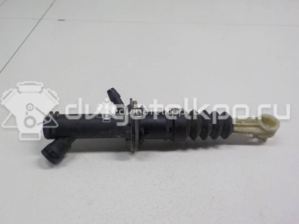 Фото Цилиндр сцепления главный  306107195R для Renault Grand / Scénic / Fluence L30 / Megane {forloop.counter}}