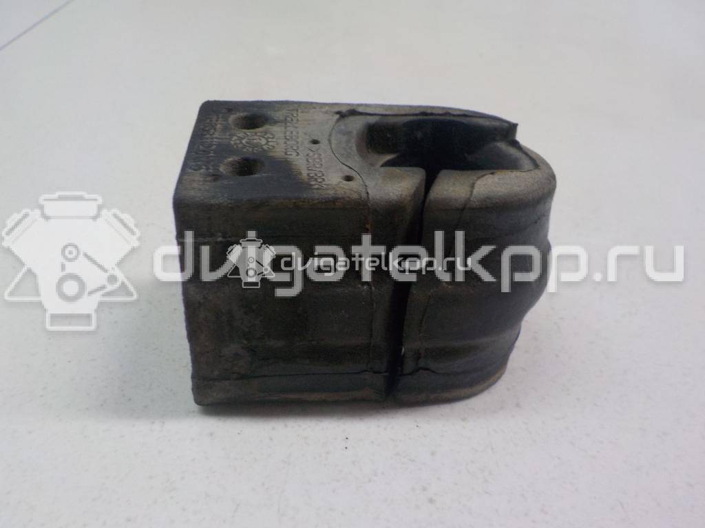 Фото Втулка (с/блок) переднего стабилизатора  546127371R для Renault Fluence L30 / Megane {forloop.counter}}