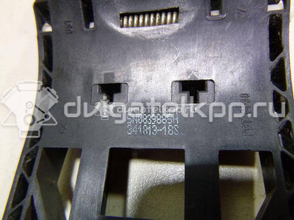 Фото Кронштейн ручки  5N0839885H для seat Alhambra {forloop.counter}}