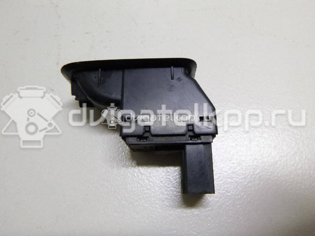 Фото Кнопка стеклоподъемника  7L6959855BREH для Seat Ibiza / Leon / Toledo / Alhambra / Altea {forloop.counter}}