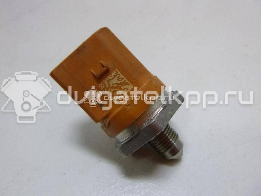 Фото Датчик давления топлива  06J906051B для Seat Ibiza / Leon / Toledo / Alhambra / Altea {forloop.counter}}