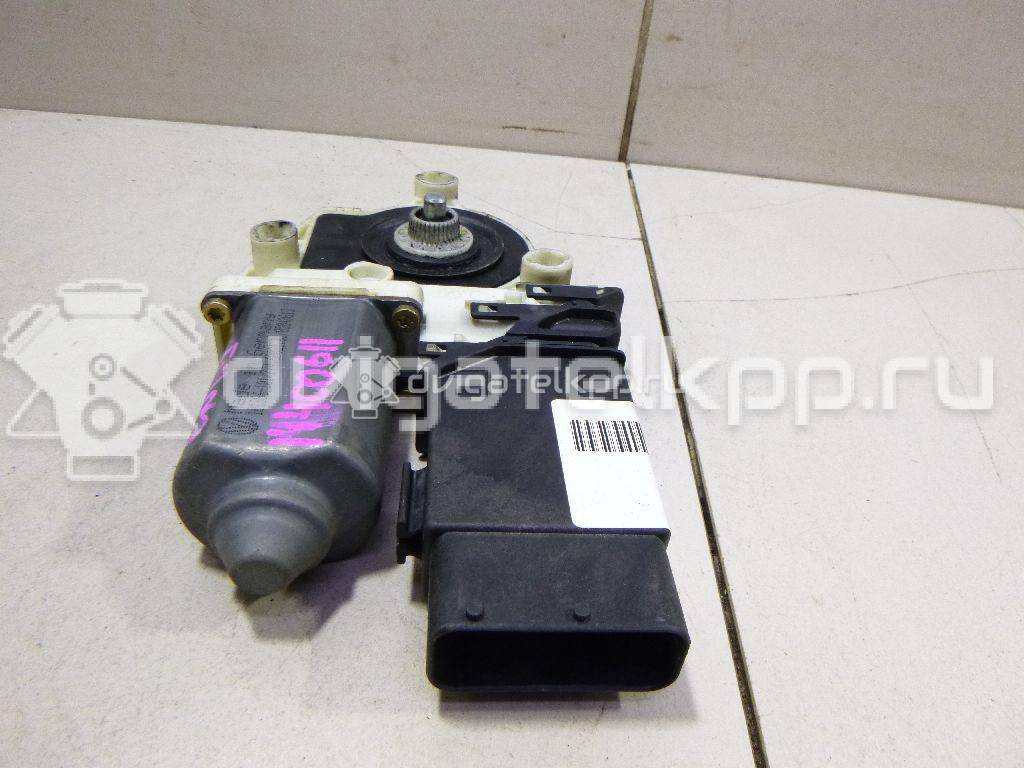 Фото Моторчик стеклоподъемника  1J1959802D001 для seat Leon (1M1) {forloop.counter}}