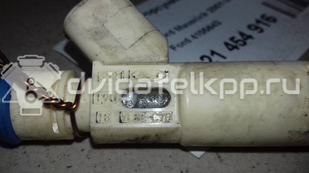 Фото Форсунка инжекторная электрическая для двигателя YTR (V6) для Ford Falcon 214 л.с 12V 4.0 л бензин 4105643 {forloop.counter}}