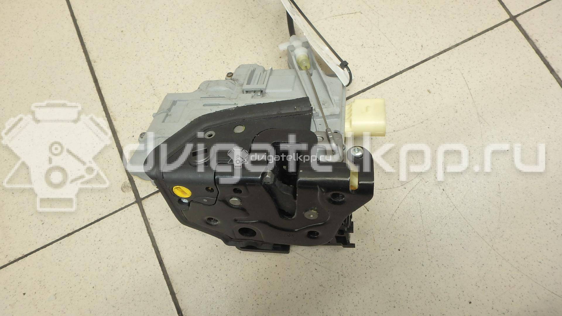 Фото Замок двери задней левой  3C4839015A для seat Ibiza V {forloop.counter}}