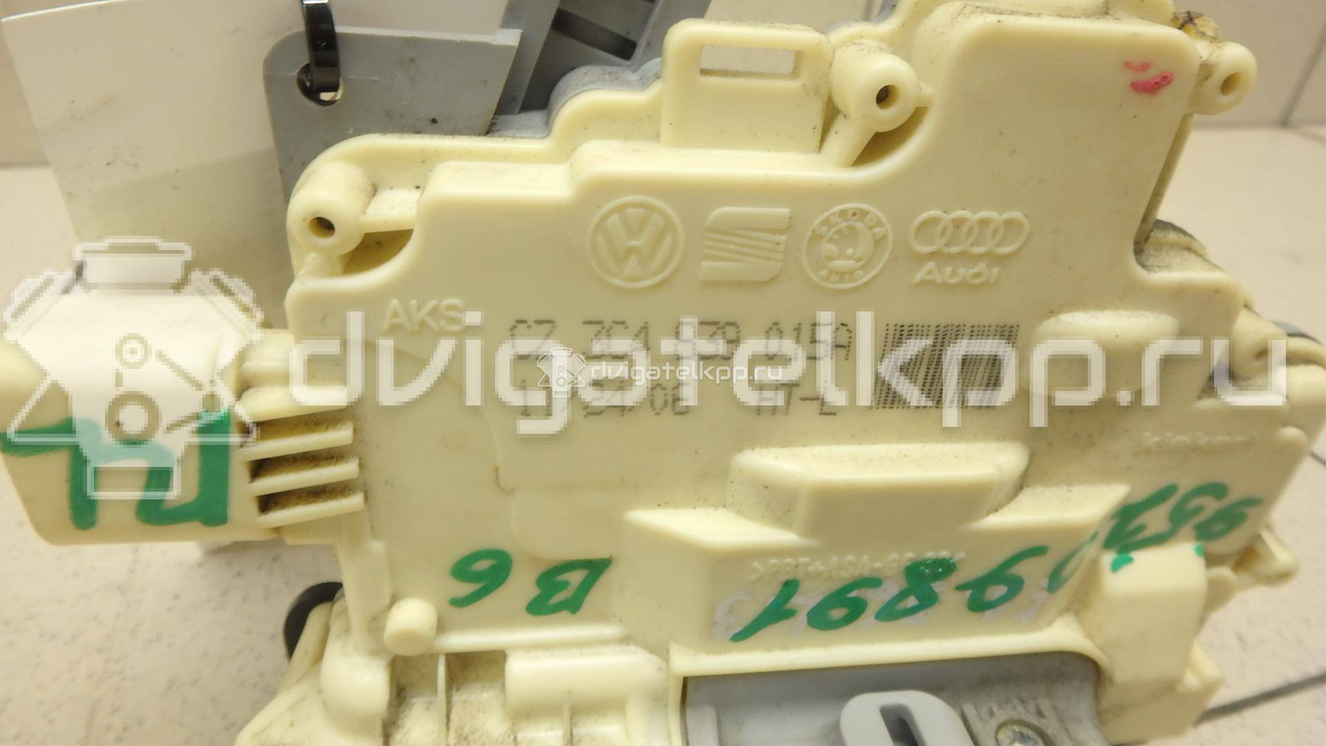 Фото Замок двери задней левой  3C4839015A для seat Ibiza V {forloop.counter}}