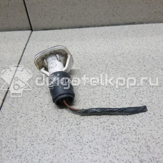 Фото Повторитель на крыло белый  1U0949127A для Skoda Roomster 5J / Octaviaii 1Z3 / Fabia / Octavia / Superb