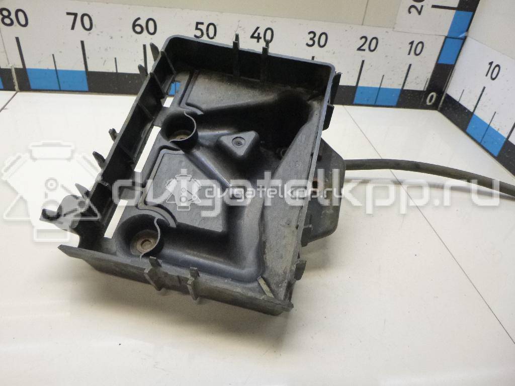 Фото Крепление АКБ (корпус/подставка)  6Q0915331 для skoda Fabia {forloop.counter}}