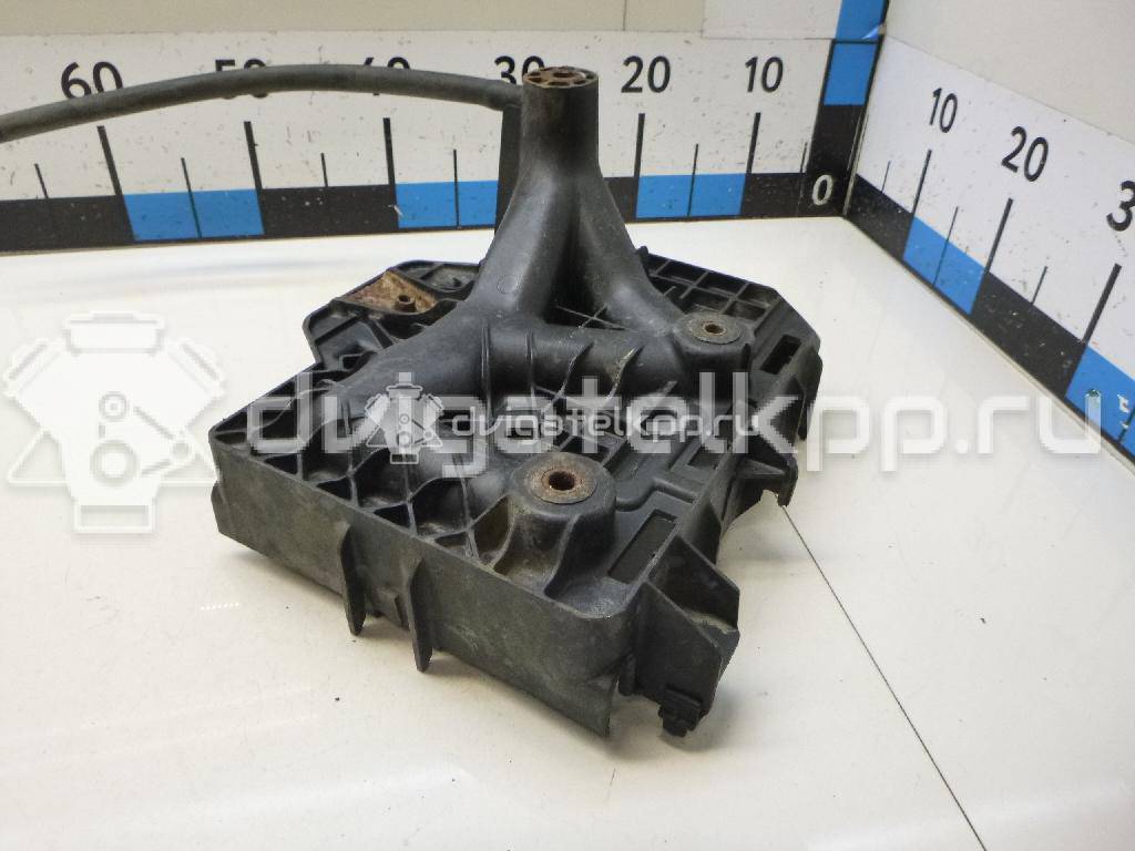 Фото Крепление АКБ (корпус/подставка)  6Q0915331 для skoda Fabia {forloop.counter}}