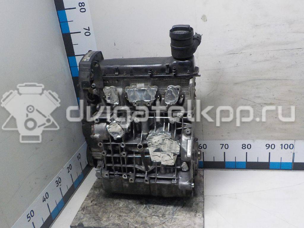 Фото Контрактный (б/у) двигатель AKL для Volkswagen / Seat 101 л.с 8V 1.6 л бензин 06A100098X {forloop.counter}}