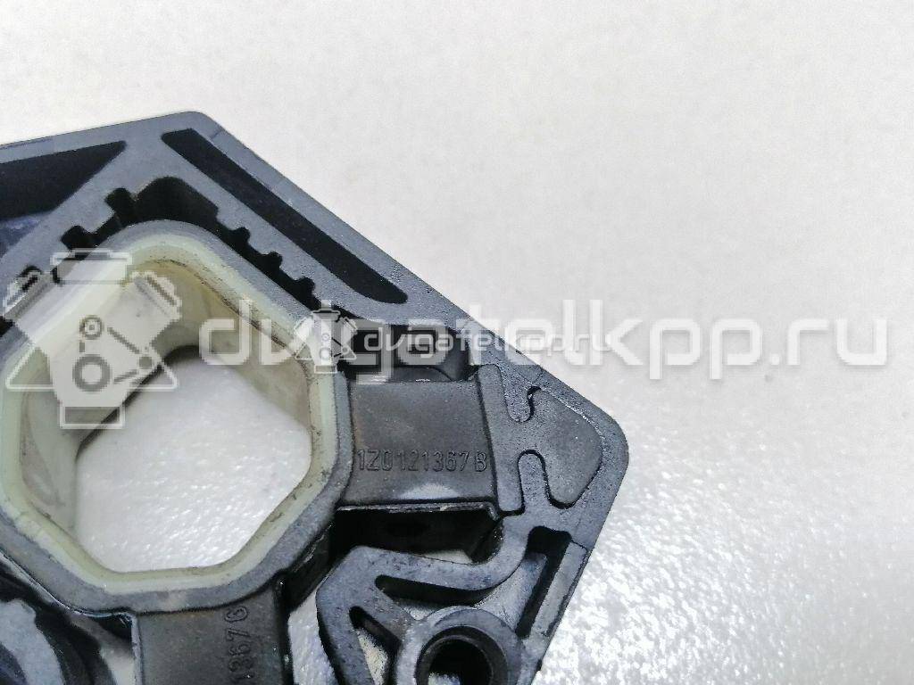 Фото Кронштейн радиатора  1Z0121367B для Skoda Octavia / Octaviaii 1Z3 / Yeti 5L {forloop.counter}}