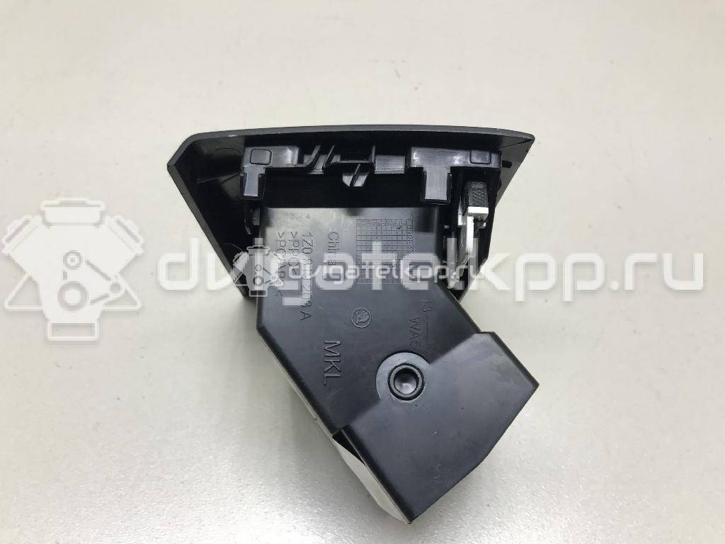Фото Дефлектор воздушный  1Z08192039B9 для skoda Octavia (A5 1Z-) {forloop.counter}}