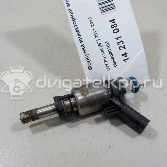 Фото Форсунка инжекторная электрическая  06H906036H для Skoda Octavia / Yeti 5L / Octaviaii 1Z3 / Superb