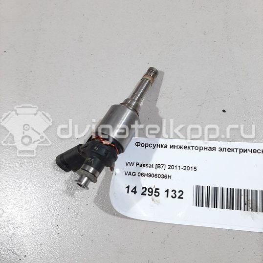 Фото Форсунка инжекторная электрическая  06H906036H для Skoda Octavia / Yeti 5L / Octaviaii 1Z3 / Superb