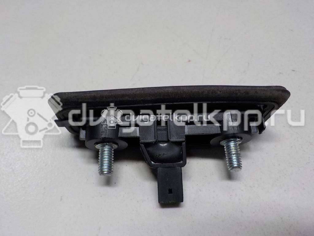 Фото Кнопка открывания багажника  1Z0827574C для Skoda Octavia / Octaviaii 1Z3 {forloop.counter}}