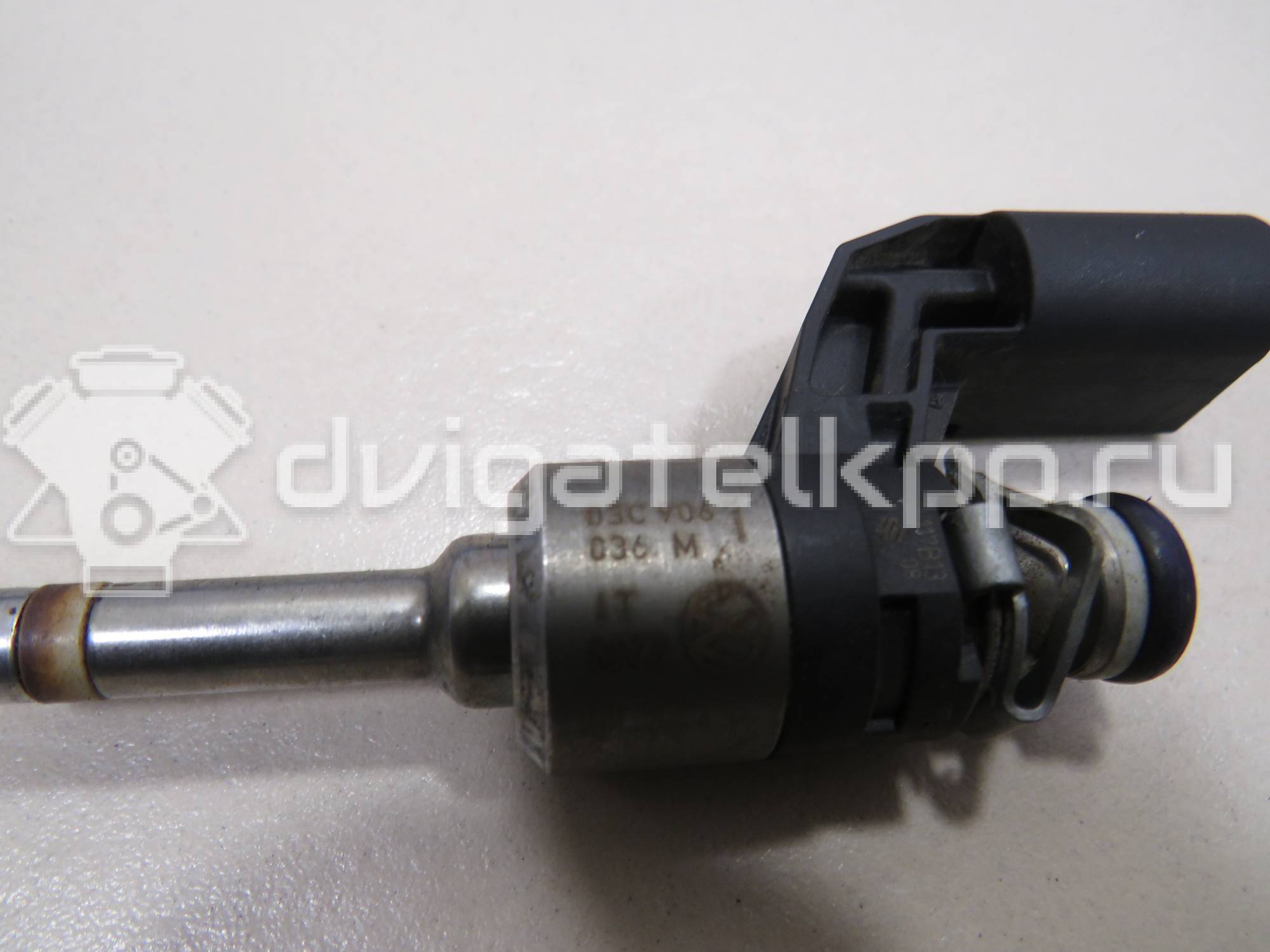 Фото Форсунка инжекторная электрическая  03C906036M для Skoda Octaviaii 1Z3 / Yeti 5L / Fabia / Octavia / Superb {forloop.counter}}